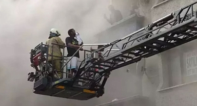 19 KİŞİ YANARAK ÖLMEKTEN KURTARILDI