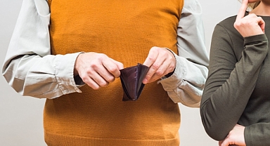 İYİ GİTMEYEN İŞLER, İLİŞKİLERİ DE BOZUYOR