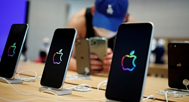 APPLE YÜZDE 24'LÜK DÜŞÜŞLE SARSILDI