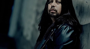 EMRAH ALSAN'DAN YENİ KLİP : 'DARGINIM'