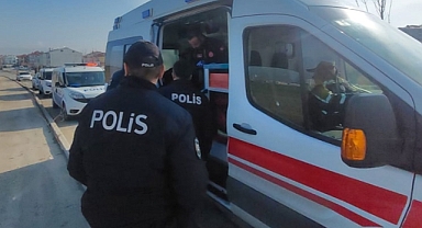 EŞİNİ SIRTINDAN VURUP İNTİHAR ETTİ