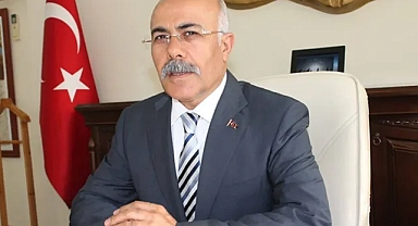 FETÖ'CÜ ESKİ VALİ AHMET PEK TUTUKLANDI