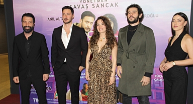 HAYATIMIZ ROMAN FİLMİNE GÖRKEMLİ GECE