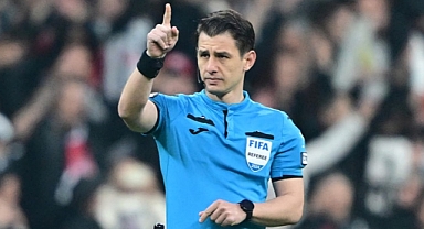 İKİ TAKIMIN KADERİ BU HAKEMİN EL VE DÜDÜĞÜNDE