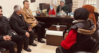 KAMU BİNALARINDA PROPAGANDA YAPTILAR