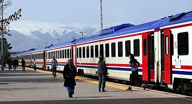 KÖTÜ İDARE YÜZÜNDEN BİR DEV DAHA BATIYOR