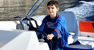 ÖĞRENEN DEĞİL, ÖĞRETEN ÇOCUK