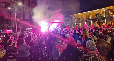 AK PARTİ İLE MHP'DEN SÜRPRİZ ÇÖKÜŞ