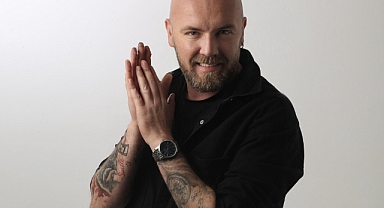 AN'I ANIYA DÖNDÜRMEK İÇİN İMZAMI ATIYORUM