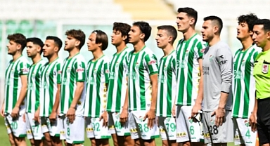 BURSASPOR'DAN TARİHİ ÇÖKÜŞ
