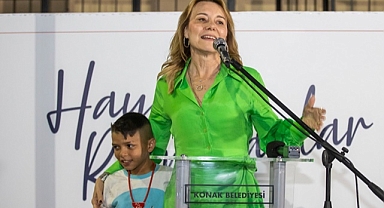 KONAK'IN KRALİÇESİ HALKIYLA BULUŞTU