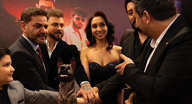 NİSAN FİLMİNE HAVALI GALA