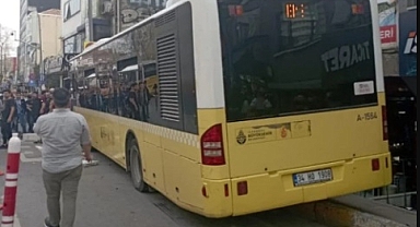 OTOBÜSÜ KALDIRIMA ÇIKARDI 2 KİŞİYİ EZDİ