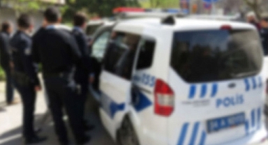 SAHTE KİMLİKLE ARAZİ SATACAKLARDI