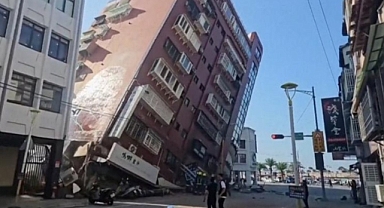 TAYVAN'DA 7,4 BÜYÜKLÜĞÜNDE DEPREM