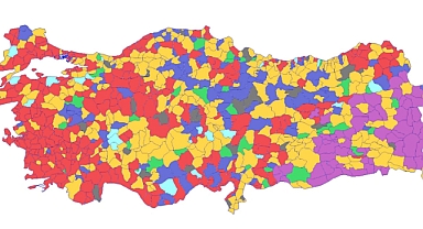 TÜRKİYE'NİN RENGİ SARIDAN KIRMIZIYA GEÇTİ