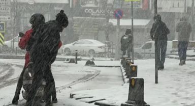 İstanbul'da 4 ilçe beyaza büründü, AKOM ve valilikten peş peşe uyarı geldi
